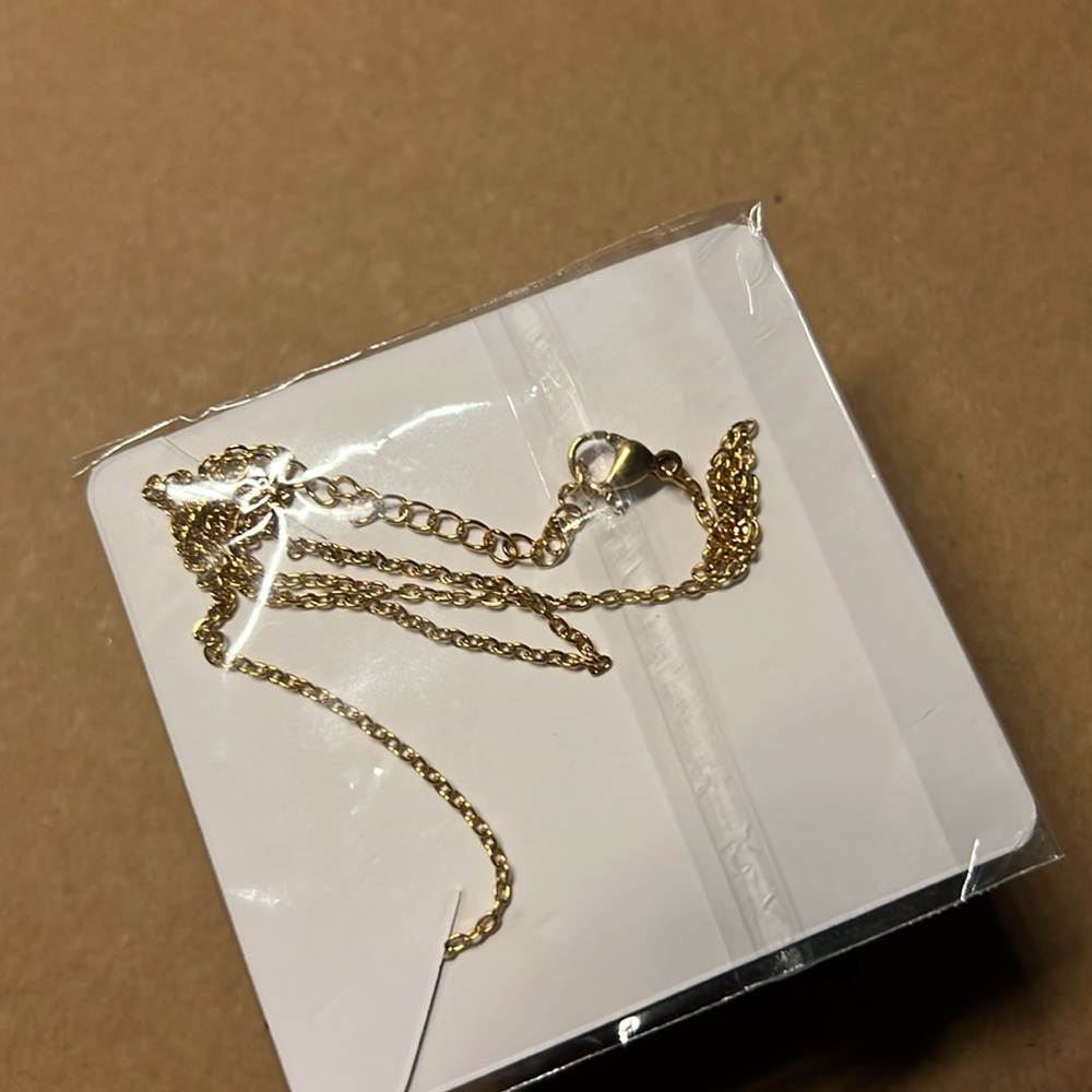 Necklace - Picture 4 of 4